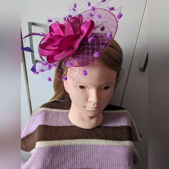 New Lilac Purple Fascinator - Picture 2 of 7